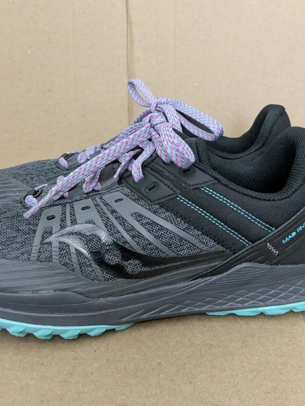 Saucony Mad River TR2 Trail Running Shoe Womens Size 12 Black Navy Blue Snecker